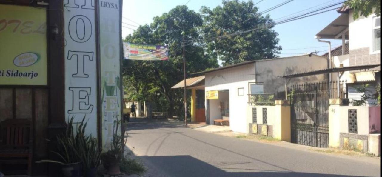 Hotel Erysa Juanda Sedati Bagian luar foto