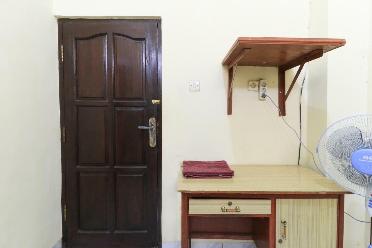 Hotel Erysa Juanda Sedati Bagian luar foto